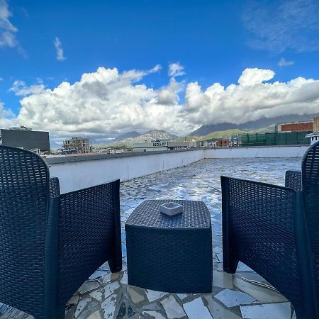 Balkan Rooftop Apartment Tiranë Ngoại thất bức ảnh